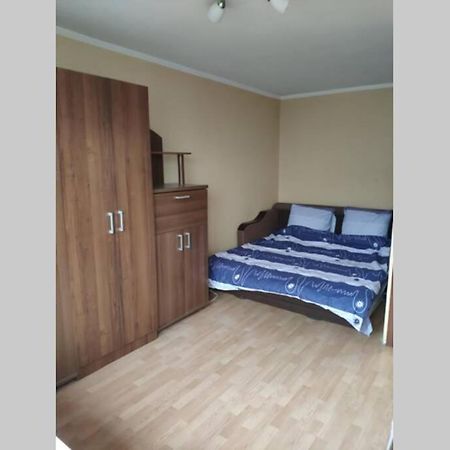 Small Apartment For 2 Киев Екстериор снимка